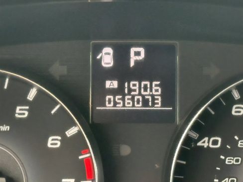 Used 2011 Subaru Outback 2.5i Premium w/ All-Weather Pkg image 11