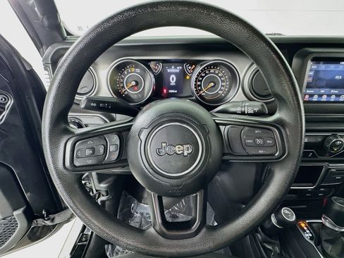 Used 2023 Jeep Gladiator Sport AWD/4WD image 11