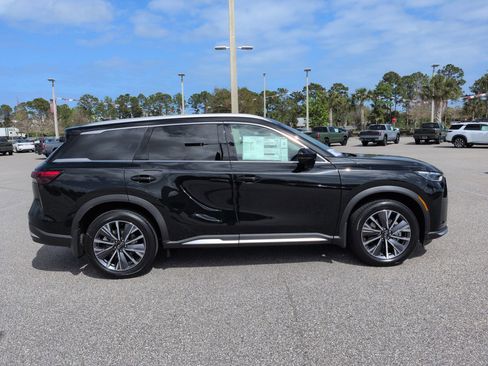 New 2026 INFINITI QX60 Luxe w/ Cargo Package image 4