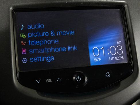 Used 2014 Chevrolet Sonic LT image 22