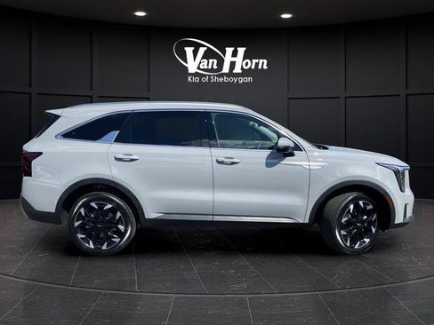 New 2026 Kia Sorento EX AWD/4WD image 2