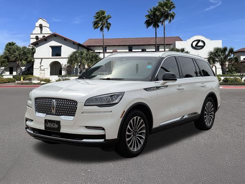 Used 2024 Lincoln Aviator Reserve w/ Elements Package Plus RWD image 5