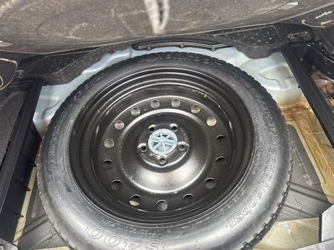 Used 2011 Hyundai Genesis 2.0T image 14