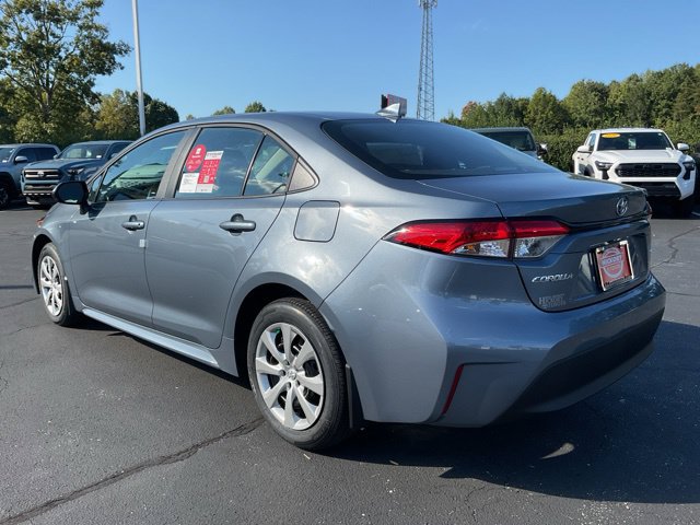 New 2027 Toyota Corolla LE FWD image 9