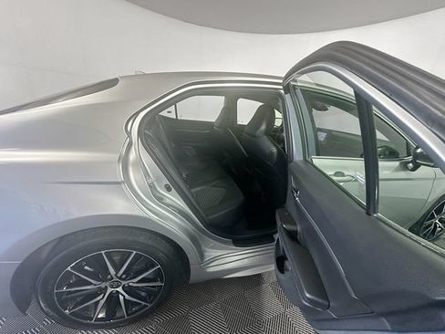 Certified 2023 Toyota Camry SE FWD image 25