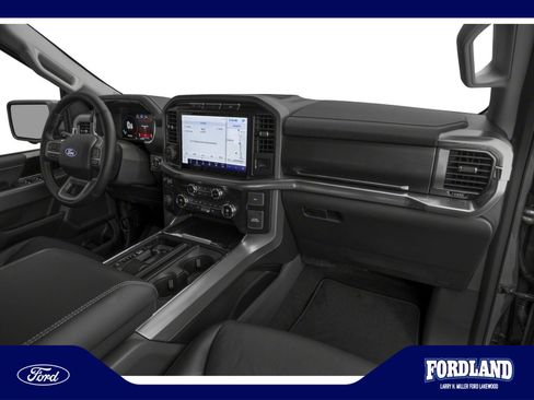 Used 2021 Ford F150 Lariat w/ Equipment Group 502A High AWD/4WD image 10