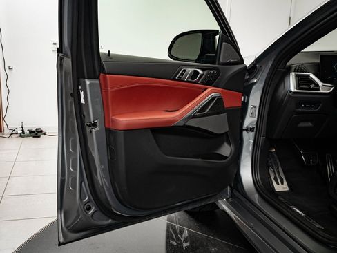 Used 2024 BMW X6 M60i w/ Dynamic Handling Package image 27