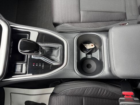 Used 2025 Subaru Outback Premium image 16