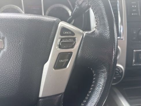 Used 2019 Nissan Titan PRO-4X AWD/4WD image 24