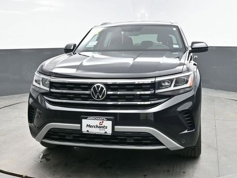 Used 2022 Volkswagen Atlas Cross Sport SE image 2