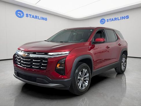 Certified 2026 Chevrolet Equinox LT FWD image 3