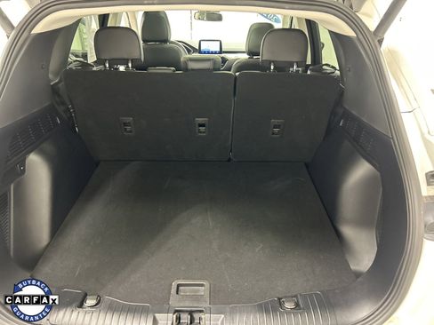 Used 2022 Ford Escape Titanium image 31