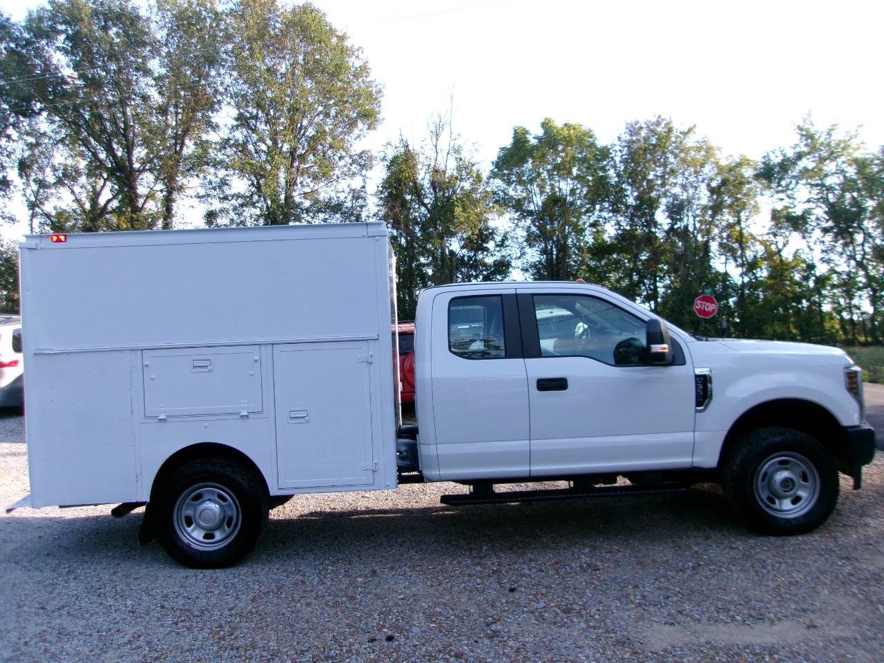 Used 2019 Ford F350 XL w/ Power Equipment Group AWD/4WD image 8