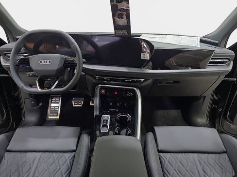 New 2026 Audi SQ5 Premium Plus AWD/4WD image 9