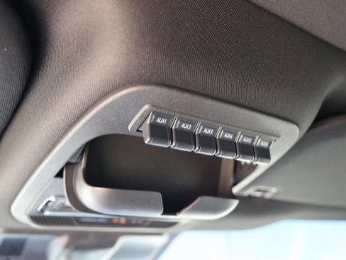 Used 2025 Ford F150 Raptor image 28