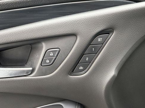 Used 2020 Buick Envision Essence image 7