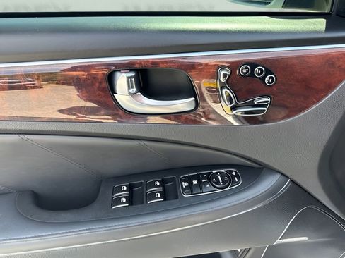 Used 2016 Hyundai Equus Ultimate RWD image 30