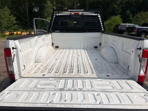 Used 2018 Ford F250 XL w/ Power Equipment Group AWD/4WD image 23