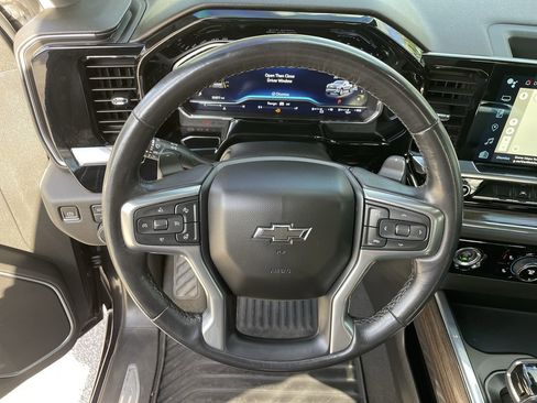 Used 2023 Chevrolet Silverado 1500 RST w/ Z71 Off-Road Package image 29