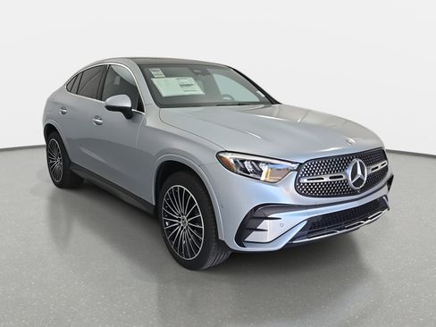 New 2026 Mercedes-Benz GLC 300 4MATIC image 3
