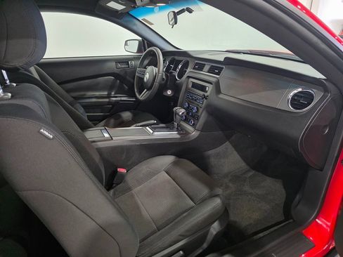 Used 2012 Ford Mustang Coupe image 18