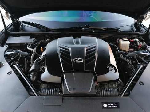 Used 2021 Lexus LC 500 Coupe w/ Carbon Fiber Package image 18