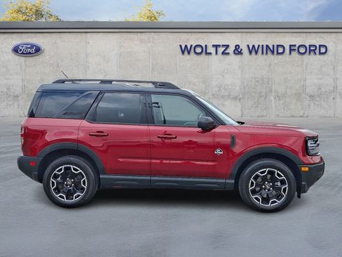 Used 2025 Ford Bronco Sport Outer Banks w/ Outer Banks Tech Package+ AWD/4WD image 7