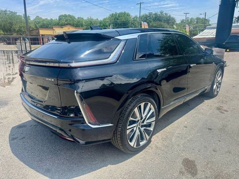 Used 2023 Cadillac Lyriq 2WD image 6