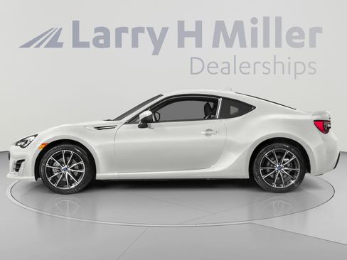 Used 2017 Subaru BRZ Limited w/ Performance Package RWD image 3