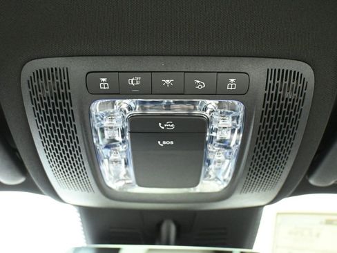 Certified 2025 Mercedes-Benz GLB 250 4MATIC image 17