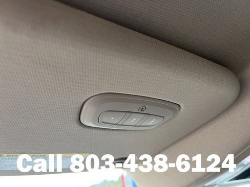 Used 2019 RAM 1500 Laramie image 32