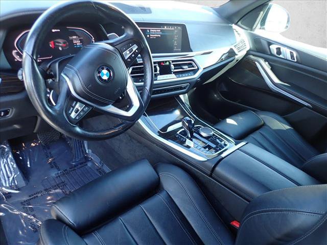 Used 2021 BMW X5 xDrive45e w/ Parking Assistance Package AWD/4WD image 12