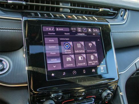 Used 2025 Jeep Grand Cherokee L Altitude image 33