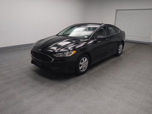Used 2020 Ford Fusion S FWD image 2