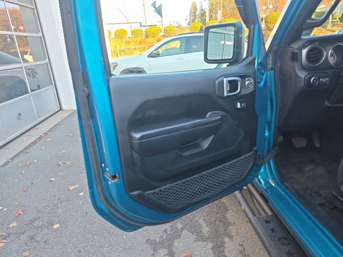 Used 2020 Jeep Wrangler Unlimited Sport S image 16