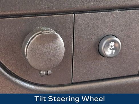 Used 2024 GMC Savana 2500 w/ Driver Convenience Package image 16