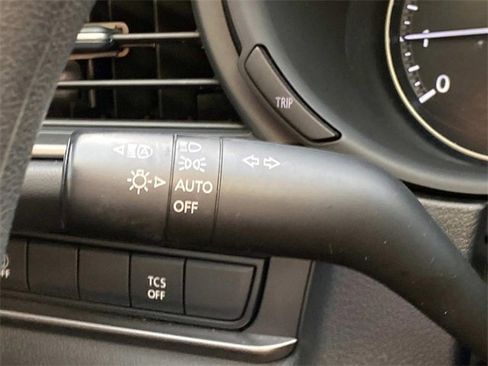 Used 2021 MAZDA CX-30 FWD 2.5 S image 17