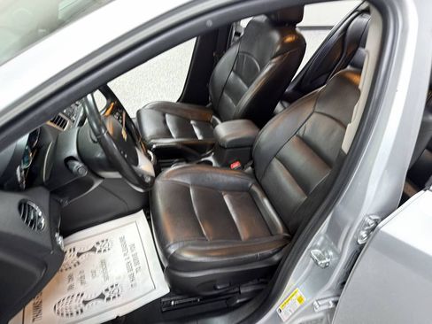 Used 2016 Chevrolet Cruze LTZ FWD image 10