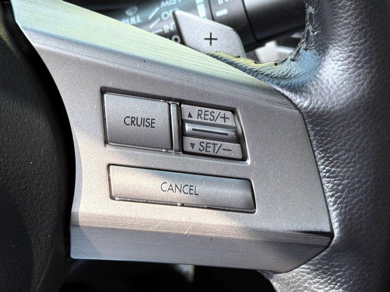Used 2011 Subaru Legacy 2.5i Premium AWD/4WD image 15