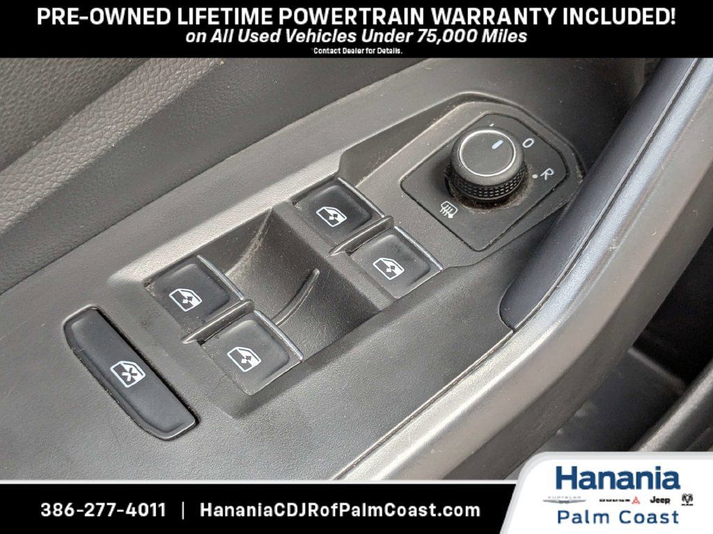 Used 2023 Volkswagen Jetta Sport FWD image 23