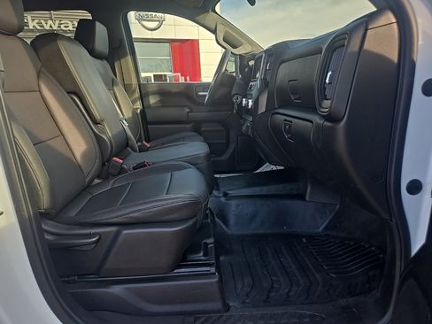 Used 2022 GMC Sierra 2500 Pro w/ Gooseneck/5TH Wheel Package image 23