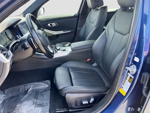 Used 2021 BMW 330i Sedan w/ Convenience Package image 19