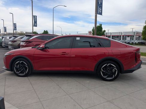 Used 2025 Kia K4 EX FWD image 9
