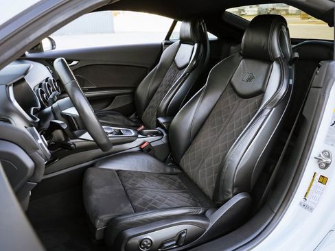 Used 2018 Audi TT 2.0T w/ Technology Package image 17