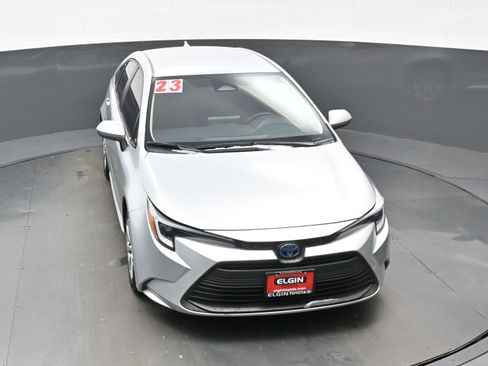Used 2023 Toyota Corolla LE image 32