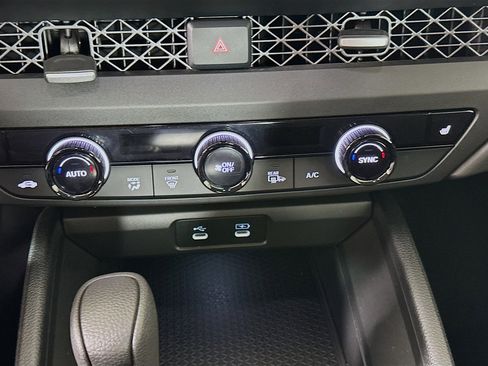 Used 2025 Honda Accord SE image 22