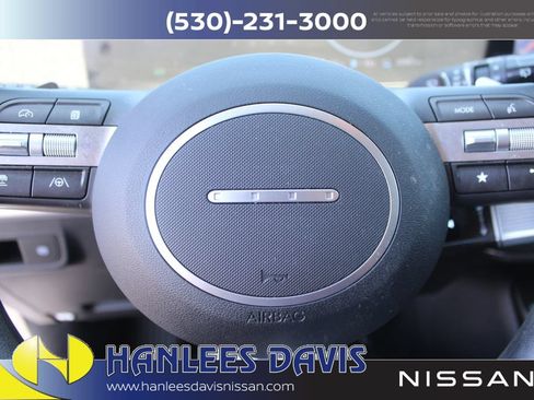 Used 2024 Hyundai Kona SE FWD image 23