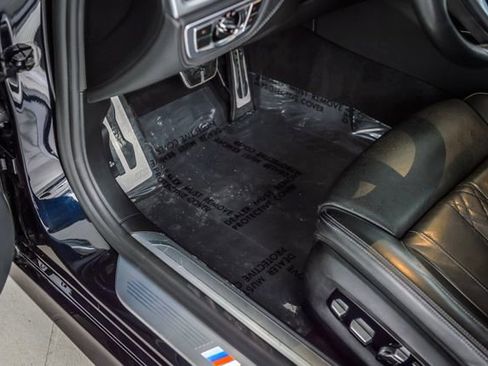 Used 2019 BMW 740i w/ Executive Package image 41