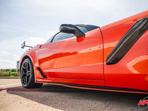 Used 2019 Chevrolet Corvette ZR1 RWD image 32
