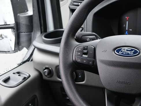 New 2026 Ford Transit 250 148 Medium Roof Extended AWD image 32